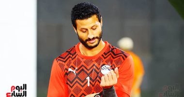 17 لاعب يغيبون عن الأهلى فى ودية الشباب اليوم.. تعرف عليهم محمد الشناوي