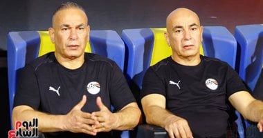 التوأم يتواصل مع أسامه نبيه لتحفيز منتخب الشباب قبل بطولة كأس العالم