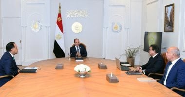 الرئيس السيسى يؤكد أهمية مواصلة تشجيع القطاع الخاص على الاستثمار بالمجال الطبي وصناعة الدواء السيد الرئيس عبد الفتاح السيسي