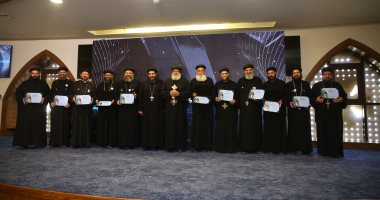 الكنيسة الأرثوذكسية تحتفل بتخريج الدفعة الأولى من دبلومة سيكولوجية الإدمان والتعافى