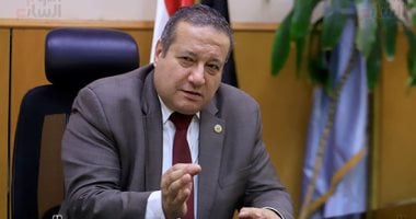 رئيس هيئة جودة التعليم لـ"اليوم السابع": نظام البكالوريا يحد من ظاهرة الغش فى الامتحانات والدروس الخصوصية.. والنظام يتيح الفرصة للطالب بتحديد مستقبله.. ويؤكد: نحتاج لزيادة المخصصات المالية في الموازنة العامة رئيس هيئة جودة التعليم
