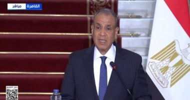 الدكتور بدر عبد العاطى