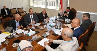 اخبار نيوز : 
                                            وزير الإسكان يجتمع مع ممثلي شركة أوراسكوم لمتابعة الموقف التنفيذى لعدد من المشروعات
                                        