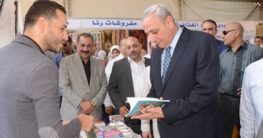 محافظ الغربية يفتتح معرض "أهلاً مدارس" بطنطا بتخفيضات حقيقية تصل لـ30%