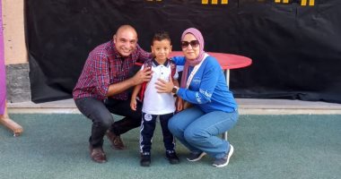 الرسمية الدولية بالمقطم تستقبل الطلاب أول أيام العام الدراسي الجديد.. صور