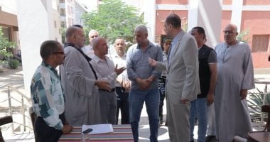 محافظ سوهاج يحيل مدير مجمع الخدمات الزراعية بطما للنيابة بسبب غياب دفاتر العهدة