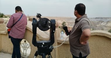 معهد الفلك يرصد ظاهرة خسوف القمر 