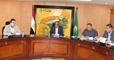 محافظ الفيوم يوجه بسرعة إنهاء ملفات التصالح فى بعض مخالفات البناء