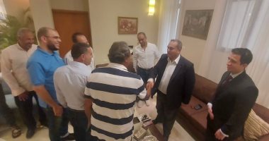 اخبار نيوز : 
                                            اجتماع تنسيقي مع ممثلي الجالية المصرية فى بوركينا فاسو لترتيب حضور مباراة الغد
                                        