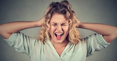 6 سلوكيات تؤكد أنك تتعامل مع امرأة مدللة.. العند والميل للدراما الأبرز