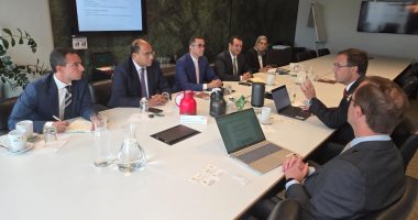 اخبار نيوز : 
                                            وزير الاستثمار يلتقي مسئولي الشركة البلجيكية للاستثمار في الدول النامية
                                        