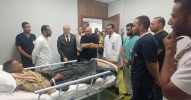 محافظ الأقصر يزور مصابى حادث انقلاب أتوبيس النقل الجماعى
