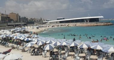 إقبال على شواطئ مطروح خلال شهر 9