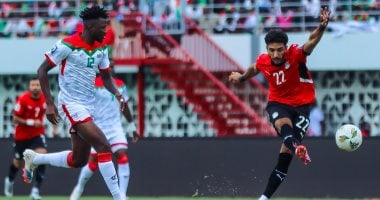 عمر مرموش في مباراة مصر وبوركينا فاسو