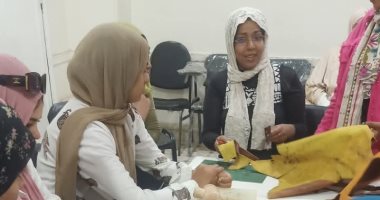 تعليم وتمكين وتسويق.. مراكز شباب أسوان حاضنة للمشروعات الصغيرة والحرف اليدوية