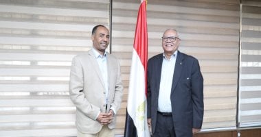 مصطفى النشار رئيسا لتحرير الفكر المعاصر بهيئة الكتاب