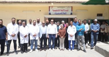 نائب وزير الصحة يتفقد مستشفيى الخارجة التخصصى و"الصدر" لتعزيز الخدمات الصحية