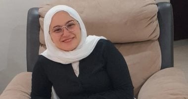 اخبار نيوز : 
                                            آية تتحدى التنمر فى المدرسة: فخورة بطرفى الصناعى ومش هحاول أخبيه
                                        