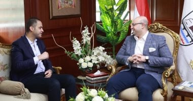 تطوير وإنشاء مستشفيات.. محافظ بنى سويف يبحث مع نائب وزير الصحة خطط التطوير