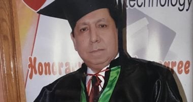 تكريم خبير المكياج محمد عشوب بمهرجان بورسعيد السينمائى