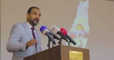 شريف رشاد: المشهد الشعرى مربك ومعقد وأشارك فى المعرض بإصدارين