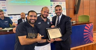 بيراميدز يتسلم شهادة المشاركة فى النسخة الجديدة من كأس إنتركونتيننتال