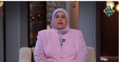 كيفية التعامل مع الزوج البخيل؟.. واعظة بالأزهر تجيب