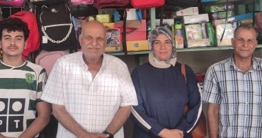 إقبال أولياء الأمور على معارض أهلا مدارس فى الشرقية.. تخفيضات تصل لـ30%