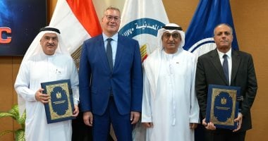 البترول توقع 3 اتفاقيات للبحث عن البترول والغاز باستثمارات 121 مليون دولار