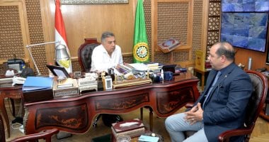 محافظ الدقهلية يستقبل مدير الطب البيطرى الجديد ويؤكد دعمه لجهود المديرية