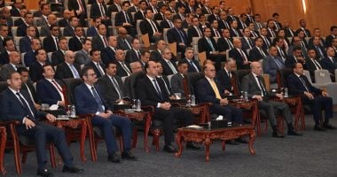 الرقابة الإدارية تنظم جلسة نقاشية بعنوان أسواق المال وتنمية الاقتصاد المصرى