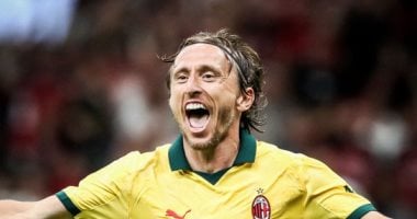 مودريتش يسجل لأول مرة ويقود ميلان لعبور بولونيا في الدوري الإيطالي "فيديو" لوكا مودريتش
