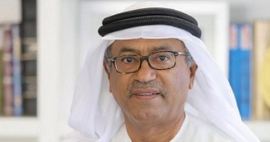 الكاتب الاماراتى على العمودى
