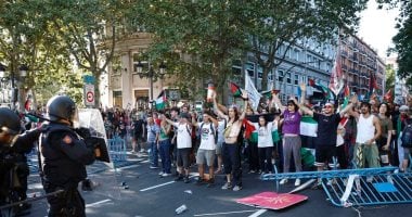 إلغاء المرحلة الأخيرة من سباق إسبانيا بسبب احتجاجات مؤيدة لفلسطين.. فيديو