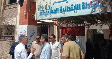 محافظ أسوان يحيل مدير مدرسة للتحقيق لتدنى مستوى النظافة