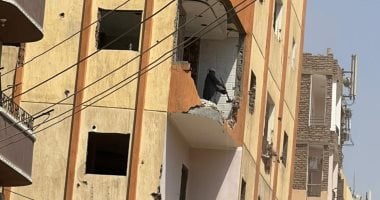 بدء أعمال إزالة عقار حوض الـ18 الآيل للسقوط فى الأقصر أعمال إزالة عقار