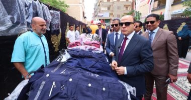 محافظ كفر الشيخ يفتتح المعرض الدائم لتوفير المستلزمات المدرسية.. صور