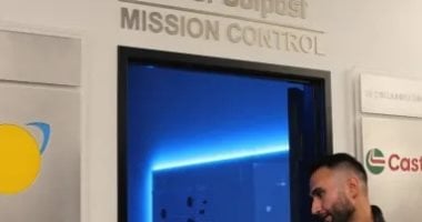 اخبار نيوز : 
                                            استعدادات مركز التحكم فى مهمة المركبة القمرية التابعة لـ Lunar Outpost.. صور
                                        