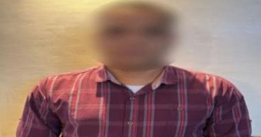 الداخلية تكشف ملابسات فيديو لممثل يؤدي مشهداً كوميدياً بملابس رسمية