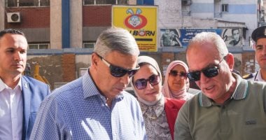 محافظ الإسكندرية: زراعة 90 شجرة ونخلة بالجزيرة الوسطى بنطاق مشروع توسعة طريق الحرية