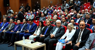 رئيس جامعة حلوان يشارك فى فعاليات تدشين الأكاديمية الدولية للعمارة