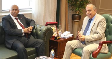نيوز برو : 
                                            وزير الكهرباء يستقبل وزير النفط السوداني لبحث سبل التعاون بين البلدين
                                        