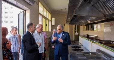 رئيس جامعة طنطا يتفقد تجهيزات المدن الجامعية استعدادًا للعام الدراسى الجديد