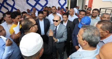محافظة كفر الشيخ تناشد المزارعين عدم حرق قش الأرز والمحافظ يستمع لشكاوى الأهالى