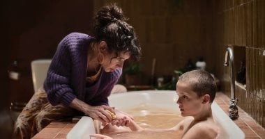 اخبار نيوز : 
                                            عرض فيلم Bring Her Back على HBO Max أكتوبر المقبل
                                        