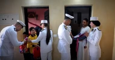 الداخلية توزع حقائب ومستلزمات مدرسية بمناسبة العام الدراسى الجديد.. فيديو