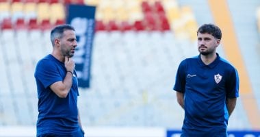 فيريرا يلقى محاضرة فنية بالفيديو للاعبي الزمالك قبل مواجهة الجونة
