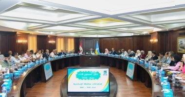 محافظ الإسكندرية: واجهنا ضغوطا غير مسبوقة بسبب الزيادة الكبيرة لأعداد المصطافين