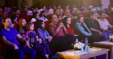 أبطالها متعافون.. صندوق مكافحة الإدمان يقدم عرضا مسرحيا عن خطورة المخدرات