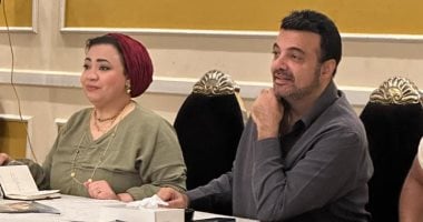اخبار نيوز : 
                                            عمرو محمود ياسين: والدى كان نشطا سينمائيا ووزع مع والدتى أدوارهما علينا
                                        